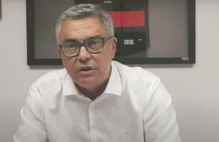 PAULO CARNEIRO PODE CAIR DEFINITIVAMENTE DO VITÓRIA