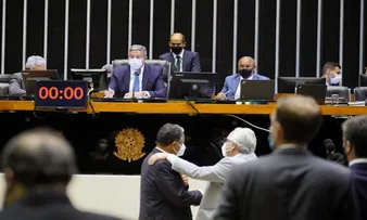 CANDIDATOS DEVEM ATENTAR PARA A MUDANÇA NA LEI DE IMPROBIDADE