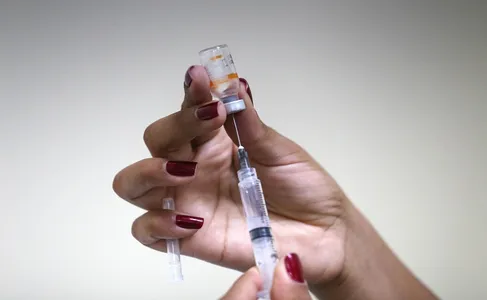 1ª DOSE CONTRA COVID-19 SERÁ EXCLUSIVA PARA GESTANTES E PUÉRPERAS NESTA SEGUNDA EM SALVADOR