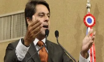 PAULO CÂMARA REAGE A NÚMEROS DA VIOLÊNCIA NA BAHIA