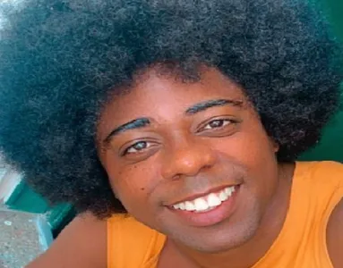 ATOR DE ‘MAINHA’ DENUNCIA RACISMO DE AGENTE EM AEROPORTO