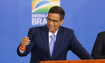 CAMPOS NETO ACREDITA EM CRESCIMENTO MESMO COM JUROS ELEVADOS