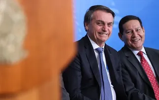 BOLSONARO NEGA INTERFERÊNCIA EM OPERAÇÃO CONTRA CIRO