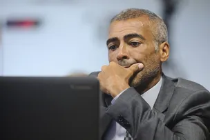 PL DO RIO ARTICULA PARA ROMÁRIO VIRAR MINISTRO DE BOLSONARO