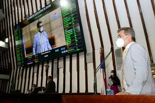 DEPUTADO ROBINSON ALMEIDA REVERENCIA MEMÓRIA DE CARLOS MARIGHELLA NO DIA ESTADUAL DE COMBATE A TORTURA