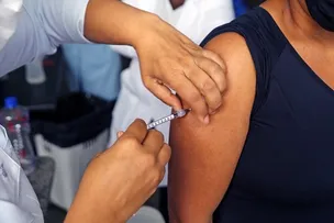 PROTEÇÃO DA CORONAVAC PODE SER MENOR NO HIV