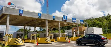 OBRAS DE REQUALIFICAÇÃO NA PRAÇA DE PEDÁGIO  ATÉ O DIA 10