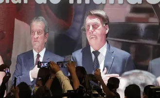 BOLSONARO CHEGA AO PL E MINISTROS JÁ SE PREPARAM PARA MIGRAREM VISANDO ELEIÇÕES DE 2022