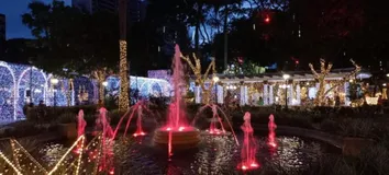 PONTOS HISTÓRICOS DE SALVADOR SÃO ILUMINADOS EM ALUSÃO AO DEZEMBRO VERMELHO