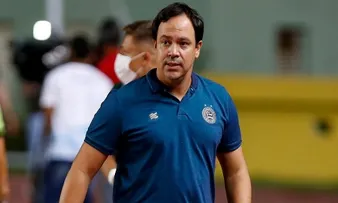 DADO CAVALCANTI É O NOVO TÉCNICO DO VITÓRIA