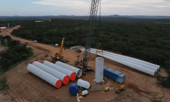 NEOENERGIA MONTA TURBINAS DE PARQUE EÓLICO NA BAHIA