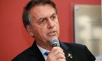 BOLSONARO CRITICA AUTONOMIA DOS GOVERNADORES NA PANDEMIA