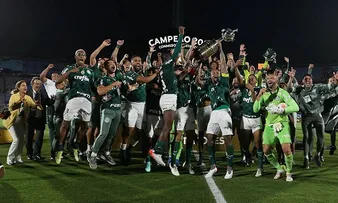 PALMEIRAS É ELEITO O MELHOR DO MUNDO