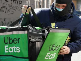 ENTREGADORES DE APPS COMEÇAM A TER DIREITOS EM NY