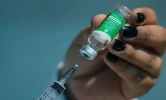 PANDEMIA DOS NÃO VACINADOS: ESTADOS CONFIRMAM A EFETIVIDADE DA VACINA NA PREVENÇÃO DE MORTES