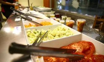 GOVERNO EXTINGUE CONTRIBUIÇÃO PREVIDENCIÁRIA SOBRE TÍQUETE-ALIMENTAÇÃO