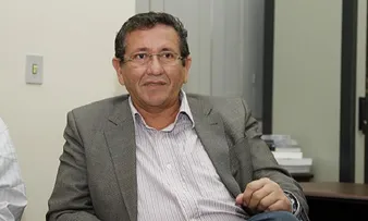 CAMAÇARI: VEREADOR PEDE ENVIO DE CONTAS DE CAETANO À CÂMARA