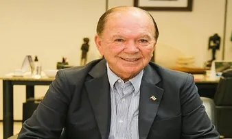 JOÃO LEÃO ESTÁ INDECISO SE FICA NA BASE PETISTA