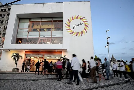 SESSÃO GRATUITA EXIBE ‘PÁTIO’, PRIMEIRO FILME DE GLAUBER ROCHA, E EVOCA CASTRO ALVES