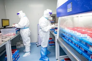 CHINA DETECTA PRIMEIRO CASO HUMANO DE GRIPE AVIÁRIA H3N8