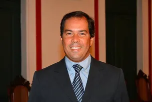 PRESIDENTE DO SINDUSCON DIZ COMO JUROS E INFLAÇÃO VÃO AFETAR O MERCADO IMOBILIÁRIO