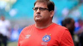 GUTO FERREIRA É INTERNADO ÀS PRESSAS EM HOSPITAL DE SALVADOR