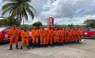 RUI MANDA BOMBEIROS BAIANOS AJUDAREM NO COMBATE AS CHUVAS NO RECIFE