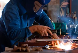 BAHIA PRECISA QUALIFICAR 350 MIL TRABALHADORES NA ÍNDÚSTRIA