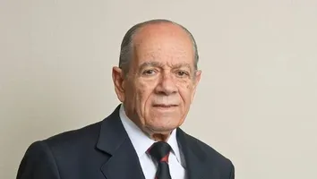 EX-MINISTRO DA FAZENDA ERNANE GALVÊAS MORRE AOS 99 ANOS