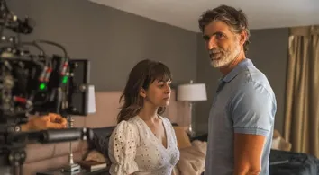 NETFLIX SE PREOCUPA COM EXPOSIÇÃO DE KLARA CASTANHO
