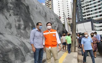 REIS DIZ QUE PREFEITURA TEM INVESTIDO NO COMBATE AOS EFEITOS DA CHUVA