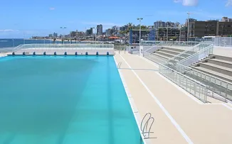 CAMPEONATO DE NATAÇÃO MOVIMENTA ARENA AQUÁTICA NA CAPITAL