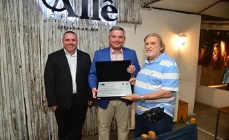 VELEJADOR ALEIXO BELOV É HOMENAGEADO PELA MARINHA