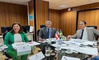 JERÔNIMO E ADÉLIA TEM ENCONTRO COM MINISTRO DA EDUCAÇÃO