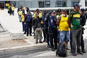 08 DE JANEIRO: AGU PEDIU CONDENAÇÃO DEFINITIVA DE PARTICIPANTES DOS ATOS