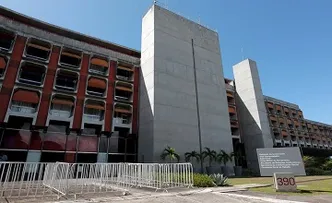 GOVERNO PUBLICA DECRETO SOBRE EXPEDIENTE PARA QUARTA DE CINZAS