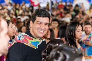 DANILO HENRIQUE ELOGIA CARNAVAL DE BARREIRAS, MAS DEFENDE MODELO MAIS INCLUSIVO PARA EMPREENDEDORES