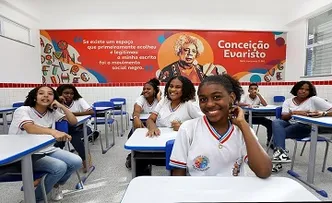 JERÔNIMO ANUNCIA FUNCIONAMENTO DAS ESCOLAS AOS FINS DE SEMANA