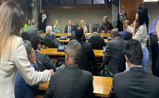 GOVERNO E OPOSIÇÃO DEFINEM NOMES DA SABATINA DE ALINE PEIXOTO E TOM ARAÚJO