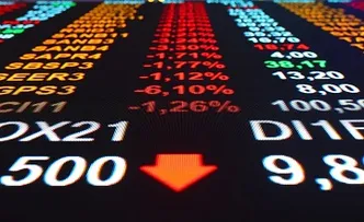 IBOVESPA FECHA EM FORTE QUEDA; ARCABOUÇO FISCAL TRAZ DÚVIDAS