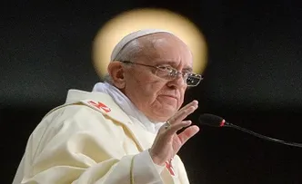BOLETIM: VATICANO DIZ QUE PAPA FRANCISCO ESTÁ BEM APÓS NOITE INTERNADO