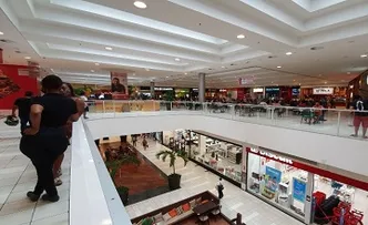 LEI OBRIGA USO DE CÂMERAS NOS SEGURANÇAS DE SHOPPINGS; VEJA