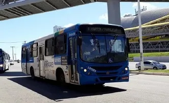 RODOVIÁRIOS PROSTESTAM E IMPEDEM CIRCULAÇÃO DE ÔNIBUS NA LAPA
