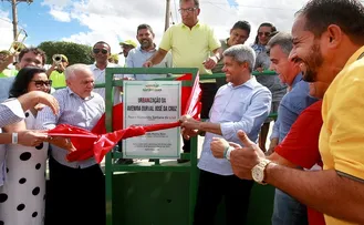 GOVERNADOR ENTREGA TRECHO RECUPERADO DA BA-233