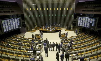 CÂMARA APROVA PROGRAMA DE COMBATE AO ASSÉDIO SEXUAL