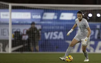 GOLEIRA TITULAR DA SELEÇÃO SERÁ OPERADA E ESTÁ FORA DA COPA
