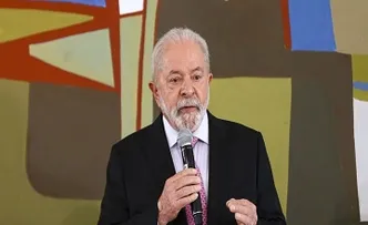 LULA COBRA MINISTROS PERTO DE COMPLETAR 100 DIAS DE GOVERNO