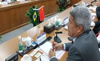 JERÔNIMO SE REÚNE COM ACIONISTAS CHINESES DA PONTE SALVADOR-ITAPARICA