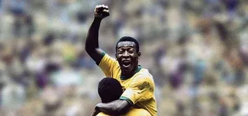 PELÉ VIRA VERBETE EM DICIONÁRIO: "AQUELE QUE É FORA DO COMUM"