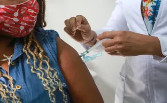 PREFEITURA INICIA HOJE APLICAÇÃO DA VACINA BIVALENTE